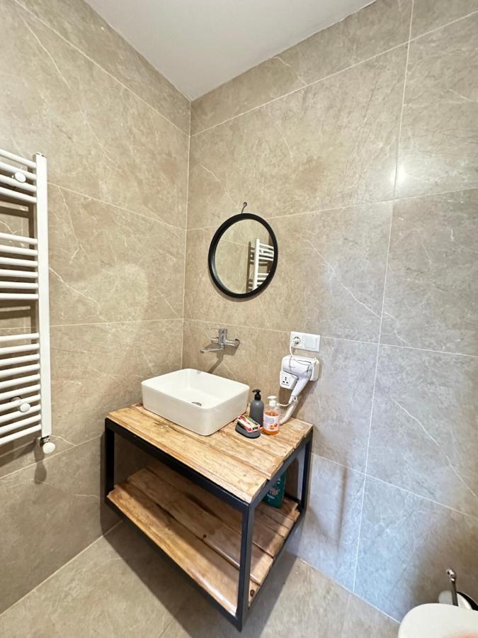 Gvazi Apartment Tbilisi ภายนอก รูปภาพ